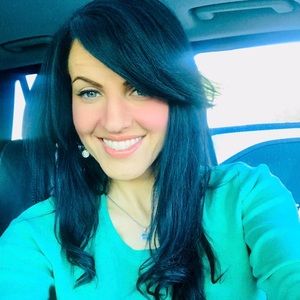 Meet your Posher, Stephanie